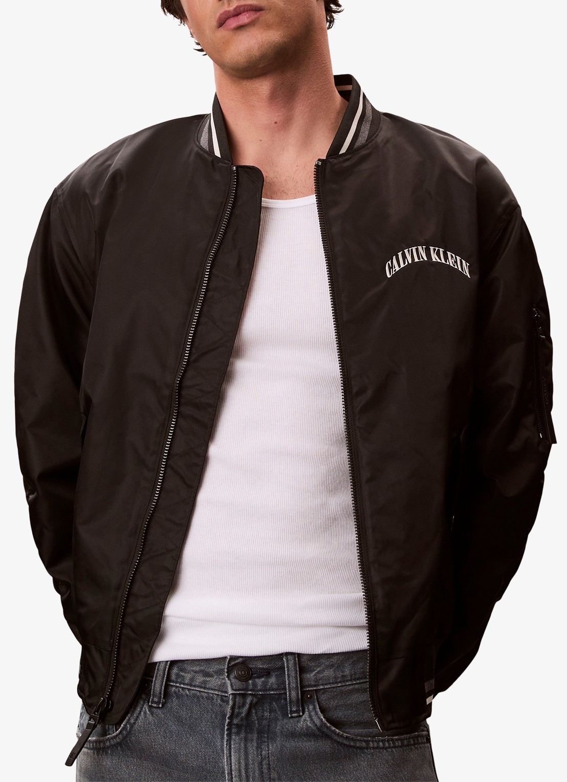 Calvin Klein Baseball jack met logo - detail zwart