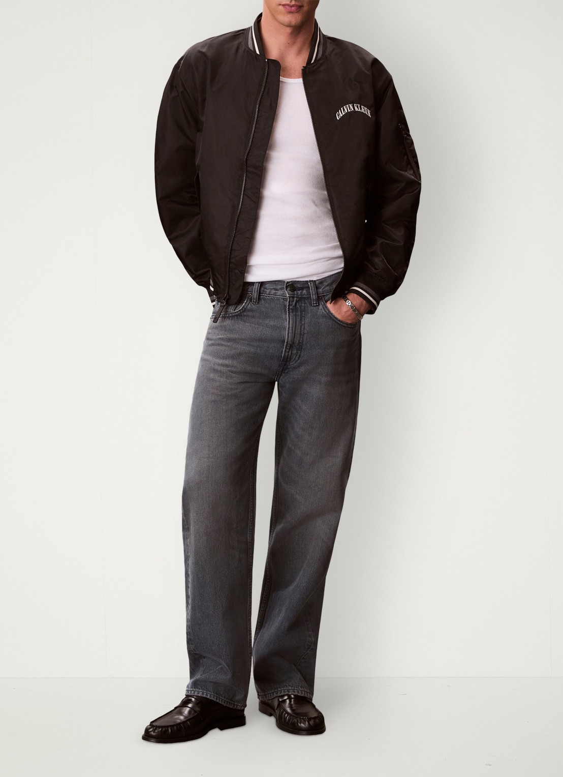 Calvin Klein Baseball jack met logo - voorkant 6 zwart