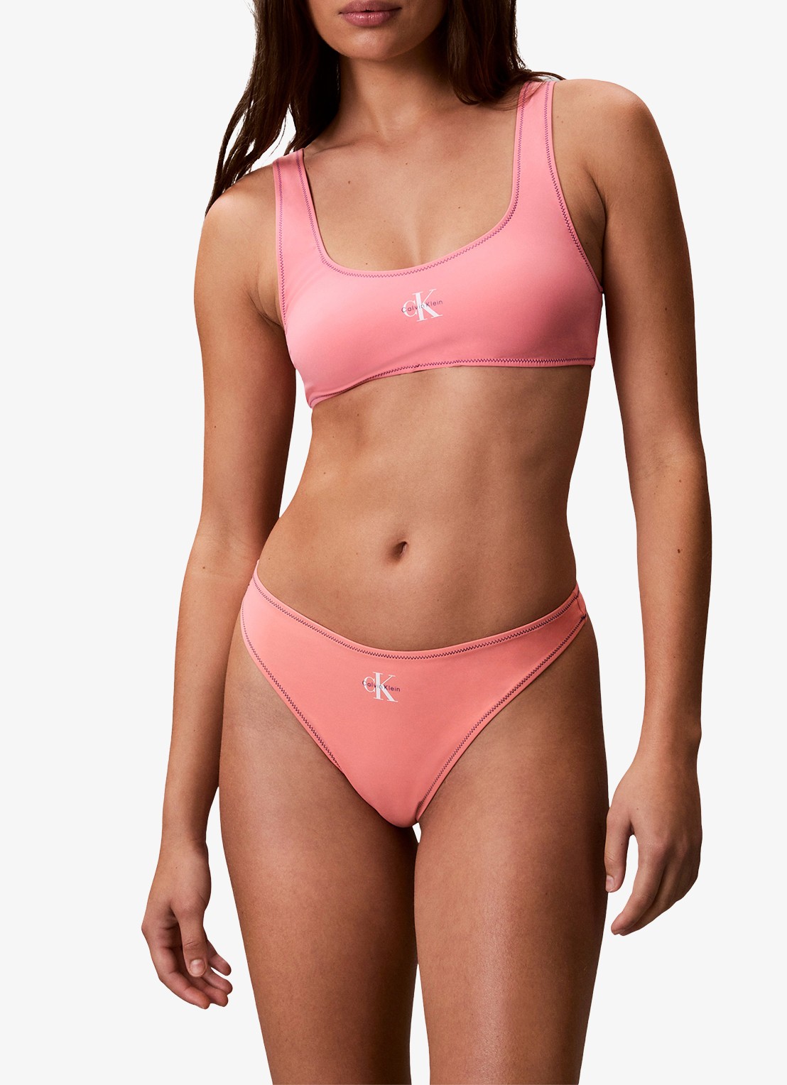 Calvin Klein Bikinitop met logo - detail roze