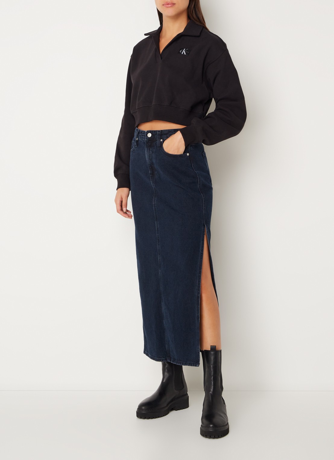Calvin Klein Cropped sweater met logo  - voorkant 2 zwart