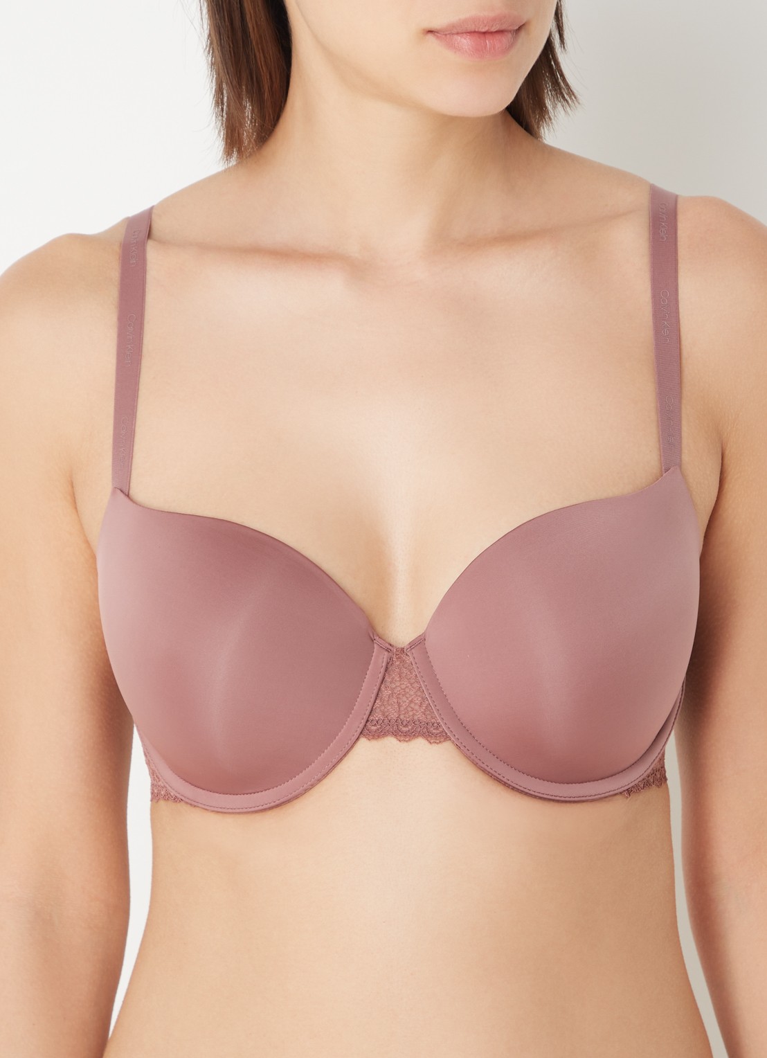 Calvin Klein Flirty voorgevormde balconette bh met kant - detail bordeauxrood
