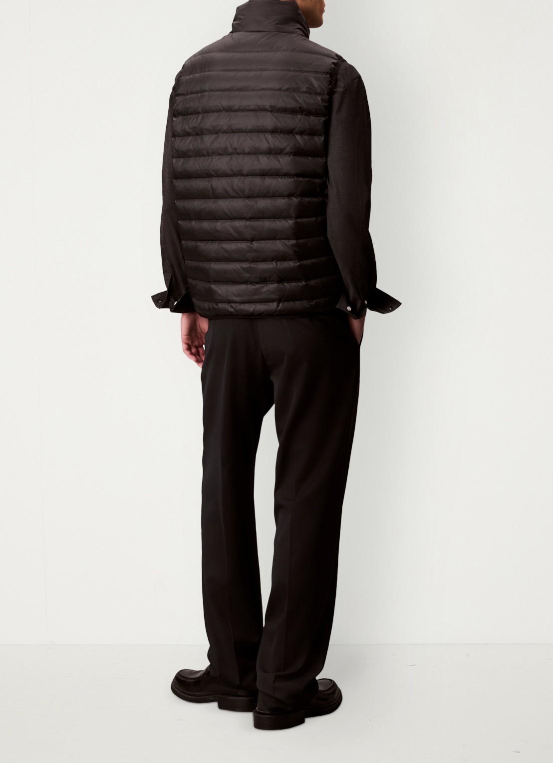 Calvin Klein Gewatteerde bodywarmer met opstaande kraag  - achterkant zwart