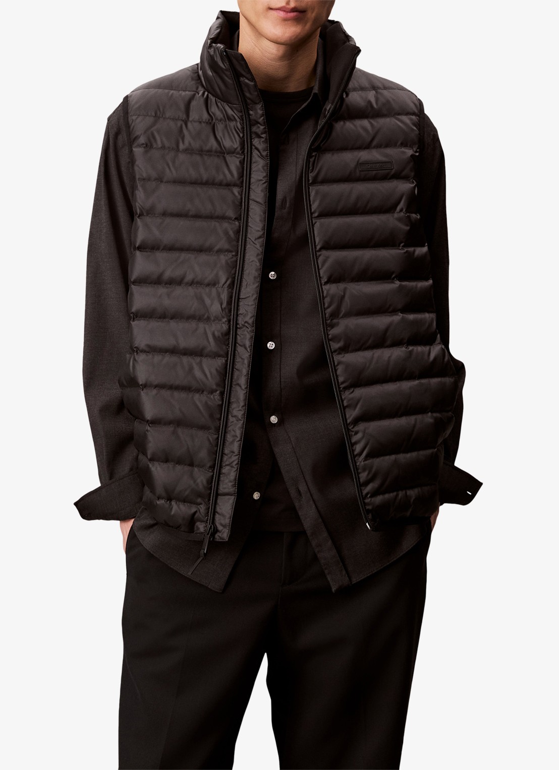 Calvin Klein Gewatteerde bodywarmer met opstaande kraag  - detail 2 zwart