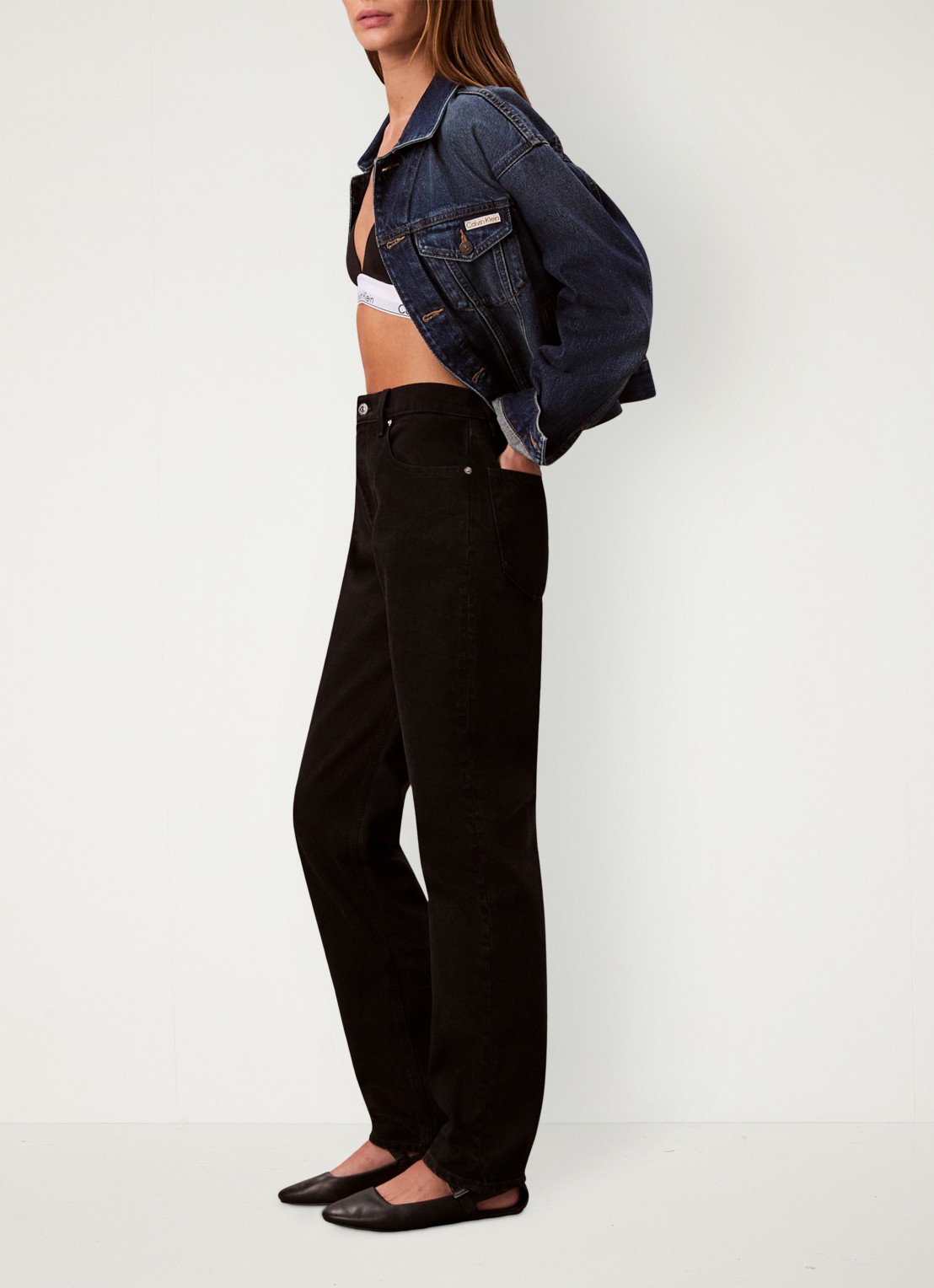 Calvin Klein High waist mom jeans met gekleurde wassing - detail 3 zwart