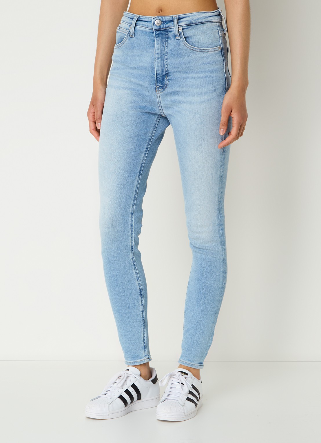 Calvin Klein High waist skinny jeans met lichte wassing - detail 3 indigo