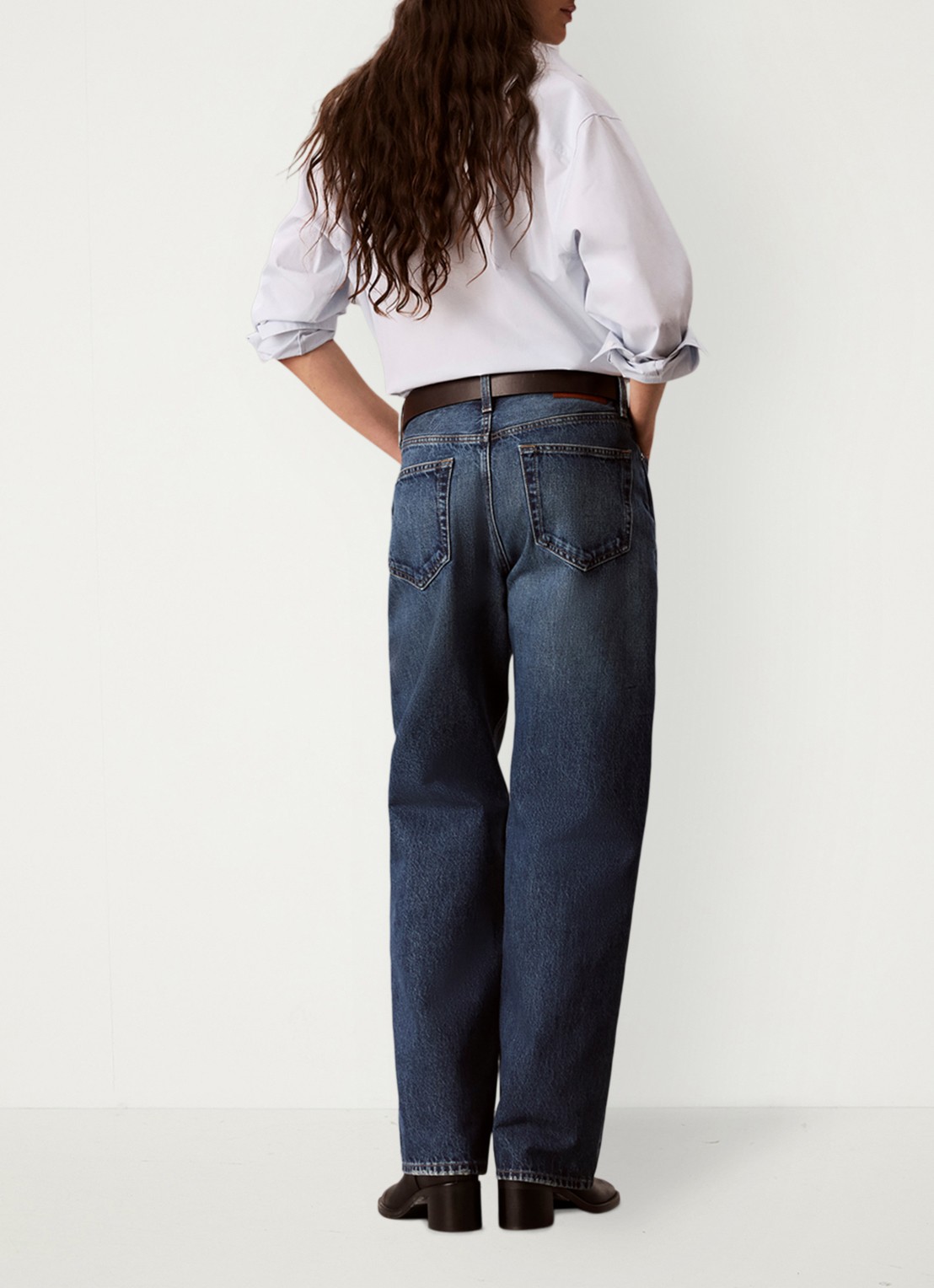 Calvin Klein High waist straight fit jeans met medium wassing - achterkant 3 donkerblauw