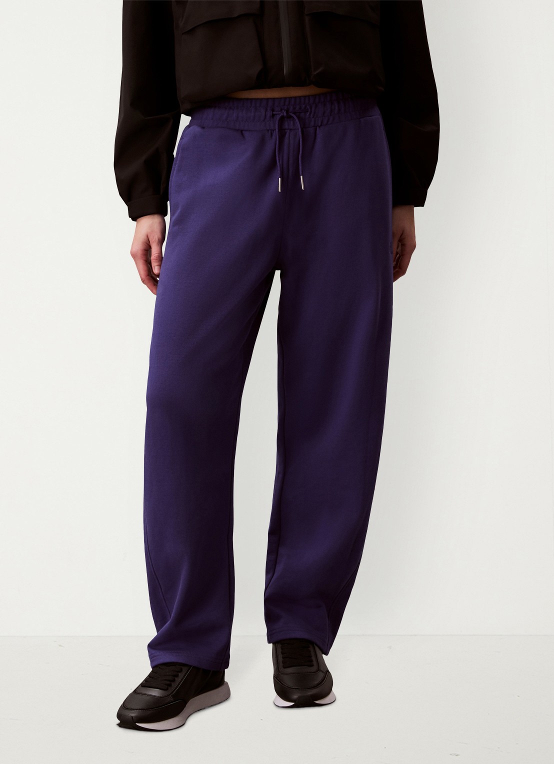 Calvin Klein High waist straight fit joggingbroek met steekzakken - detail 4 donkerblauw