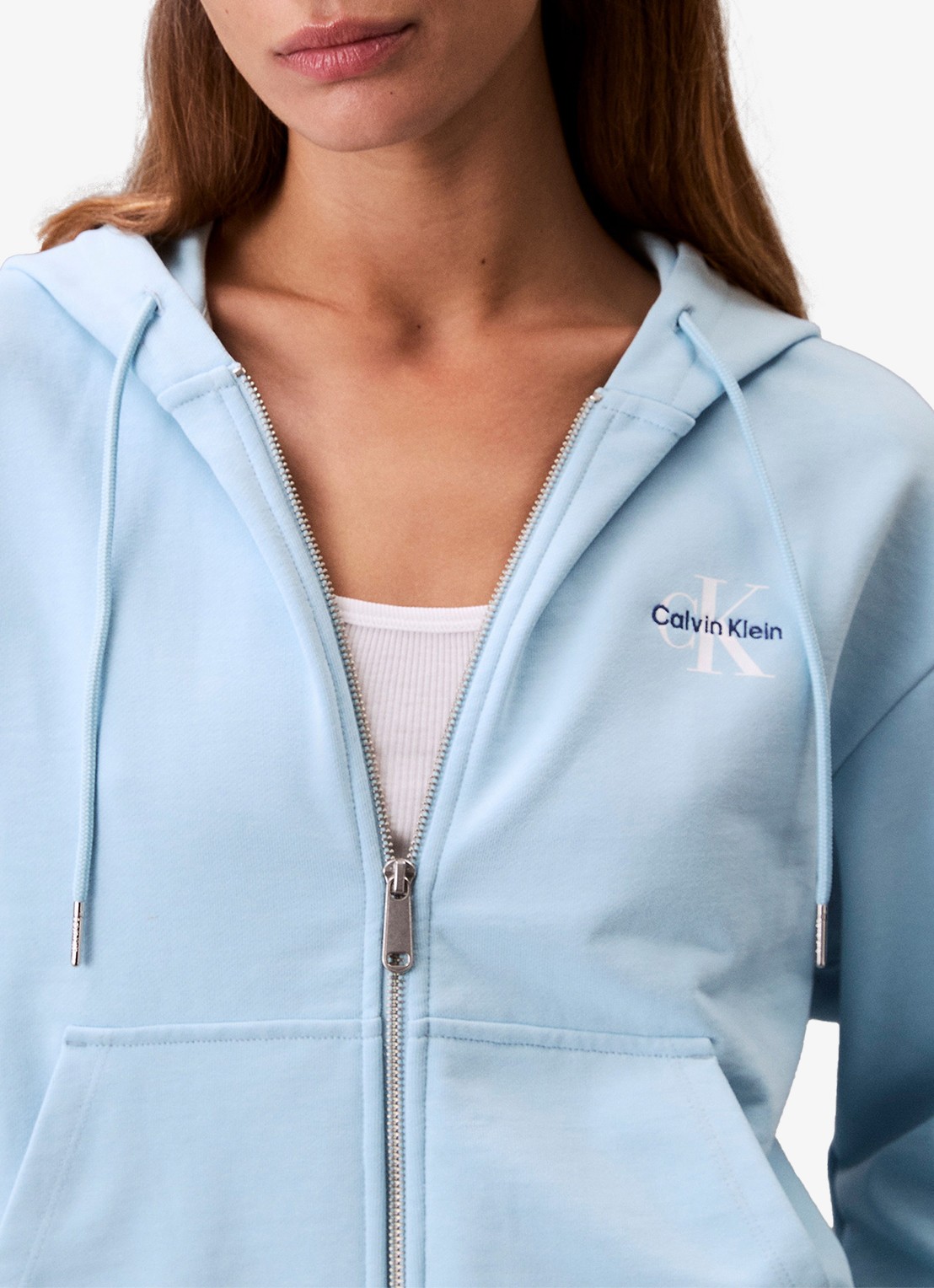 Calvin Klein Hoodie met logo - detail 2 lichtblauw