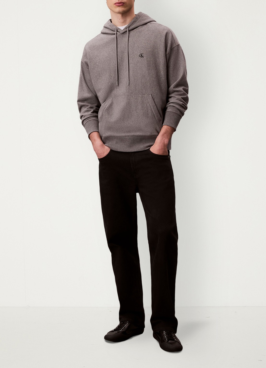 Calvin Klein Hoodie met logoborduring - voorkant 6 med grey htr-p7e