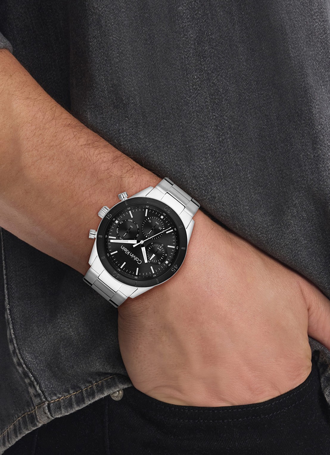 Calvin Klein Horloge CK25200557  - voorkant 2 zilver