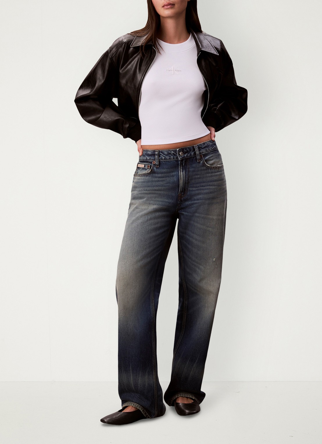 Calvin Klein Longsleeve top met logo en ronde hals - voorkant 5 wit