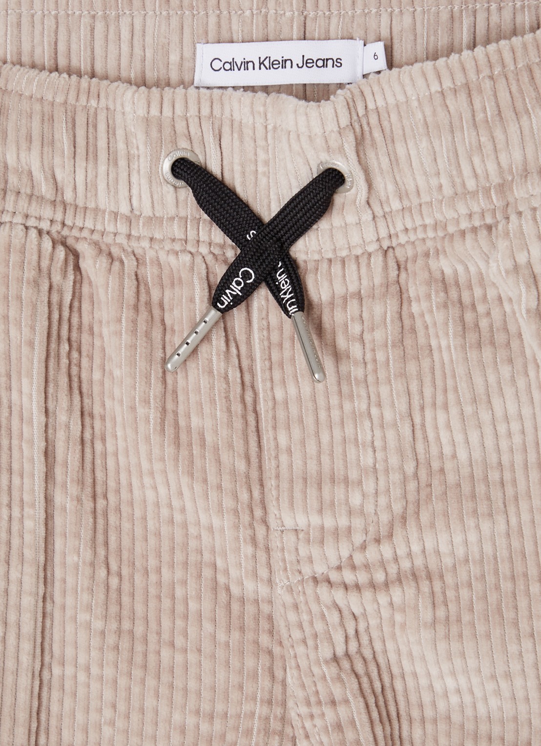 Calvin Klein Loose fit cargobroek van corduroy met logo - detail 3 lichtgrijs