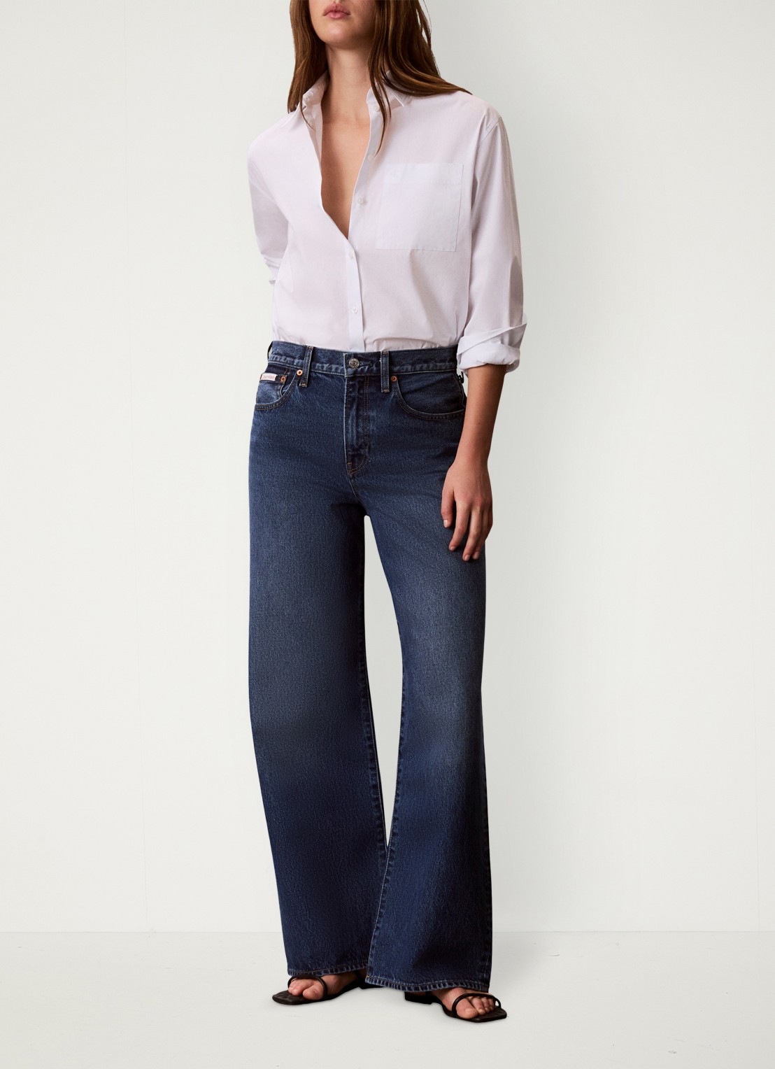 Calvin Klein Mid waist loose fit jeans met steekzakken - voorkant 6 indigo