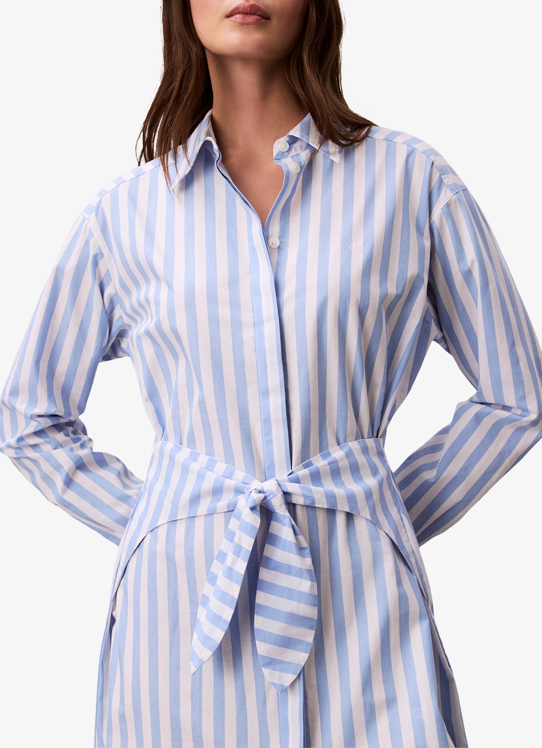 Calvin Klein Midi blousejurk met streepprint en strikceintuur - detail 4 blauw