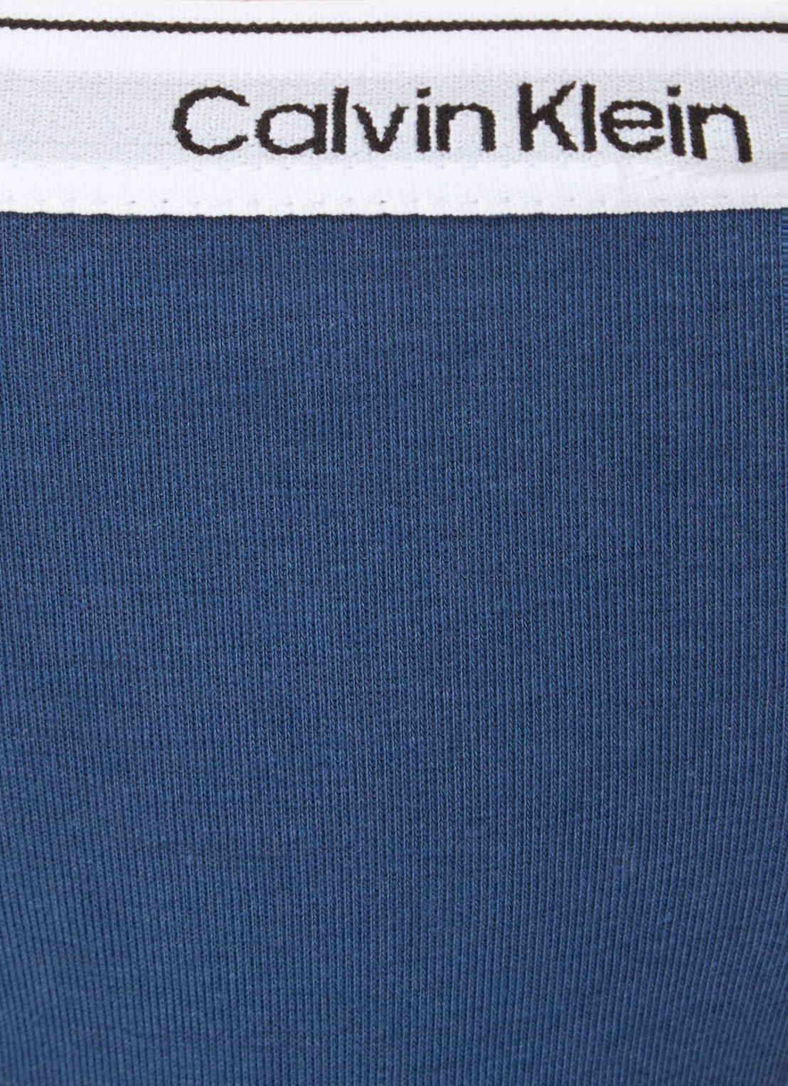 Calvin Klein Modern string met logoband - detail 2 dark denim-cec / blauw