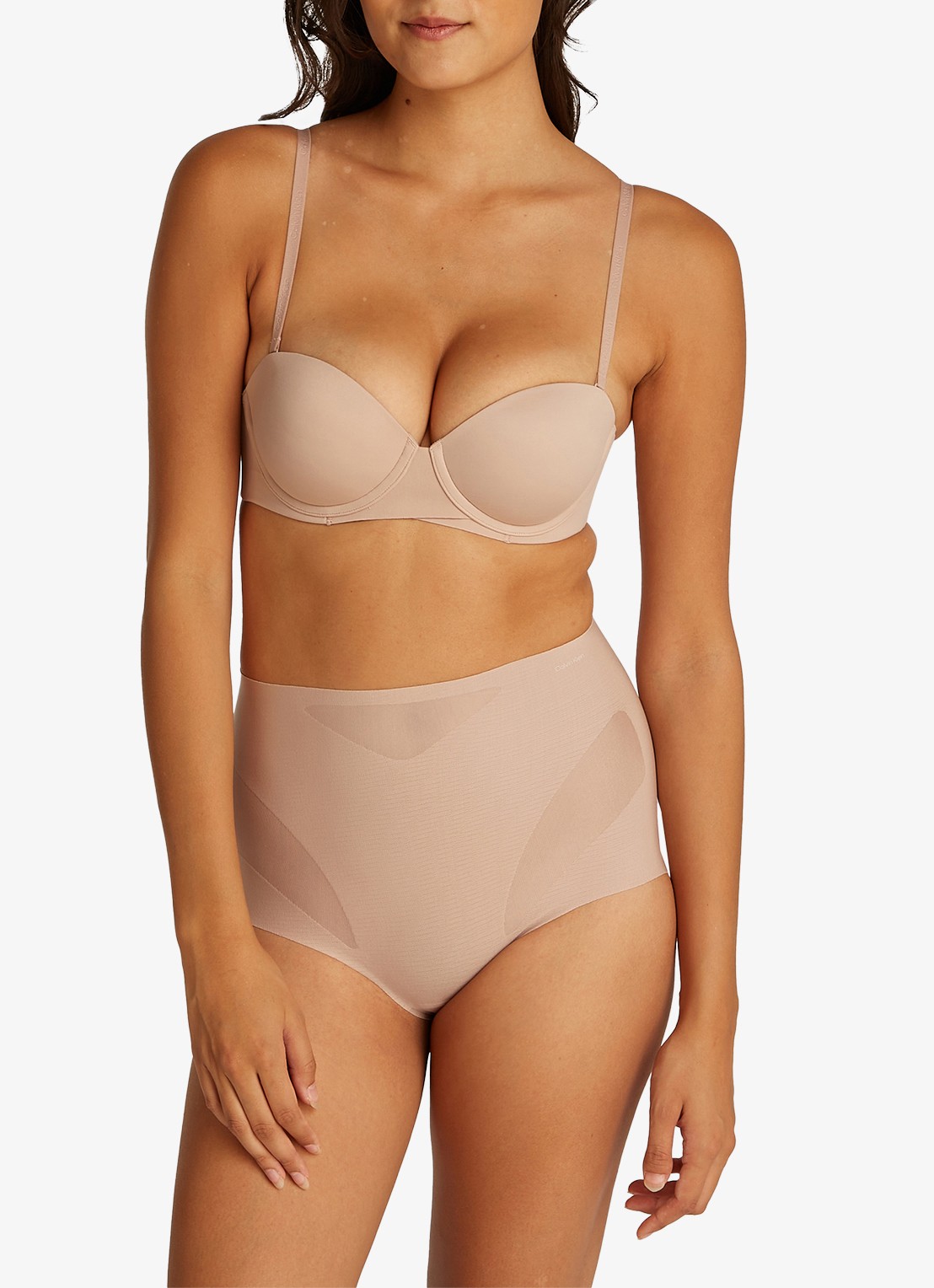 Calvin Klein Naadloze corrigerende string - detail beige