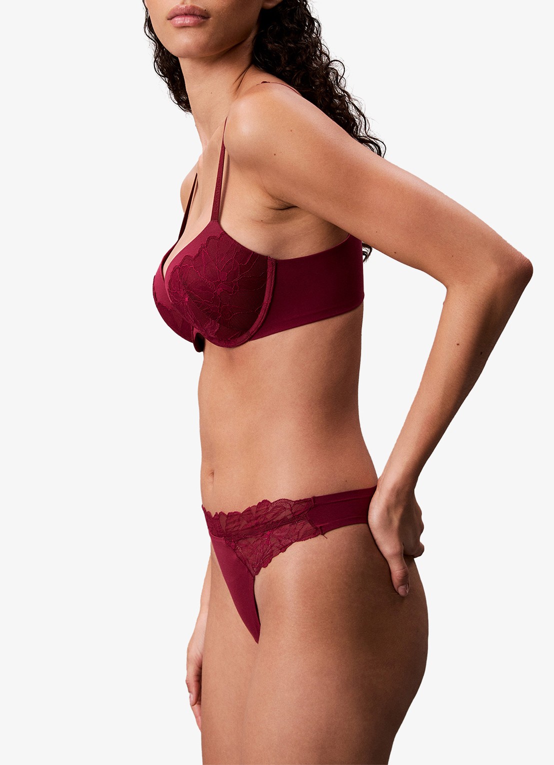 Calvin Klein Plunge push-up bh met kant - detail 7 donkerrood