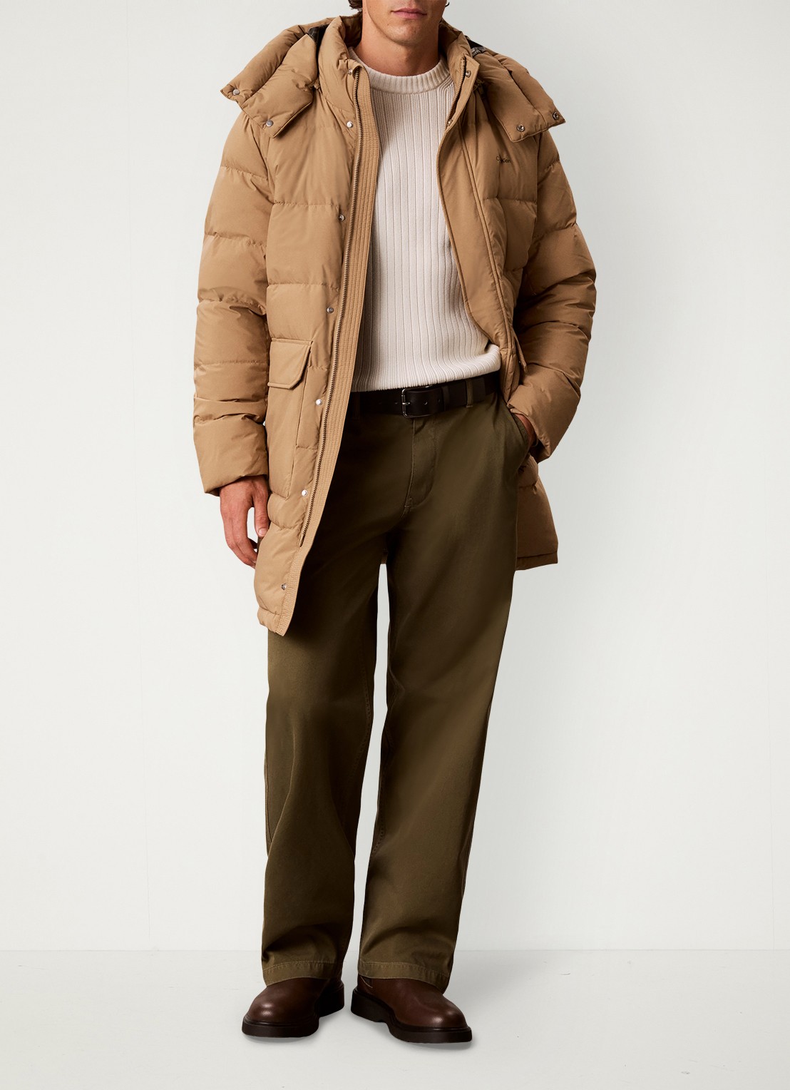 Calvin Klein Puffer jas met logo - voorkant 6 zand