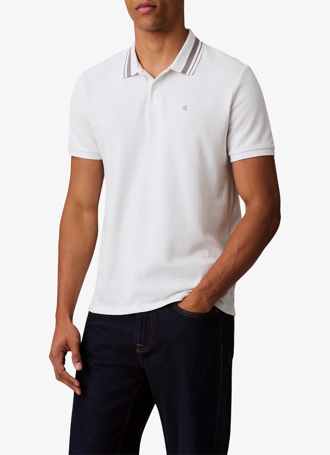Calvin Klein Regular fit polo met logoborduring - detail 2 wit
