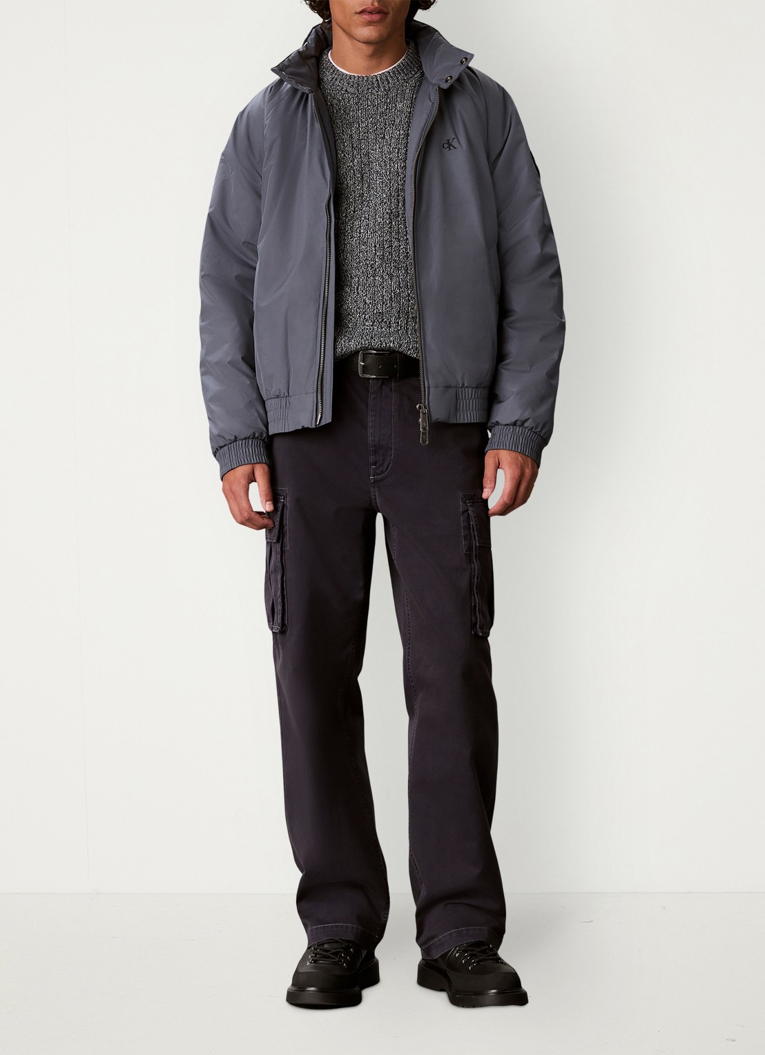 Calvin Klein Ribgebreide trui met logo - voorkant 2 middengrijs
