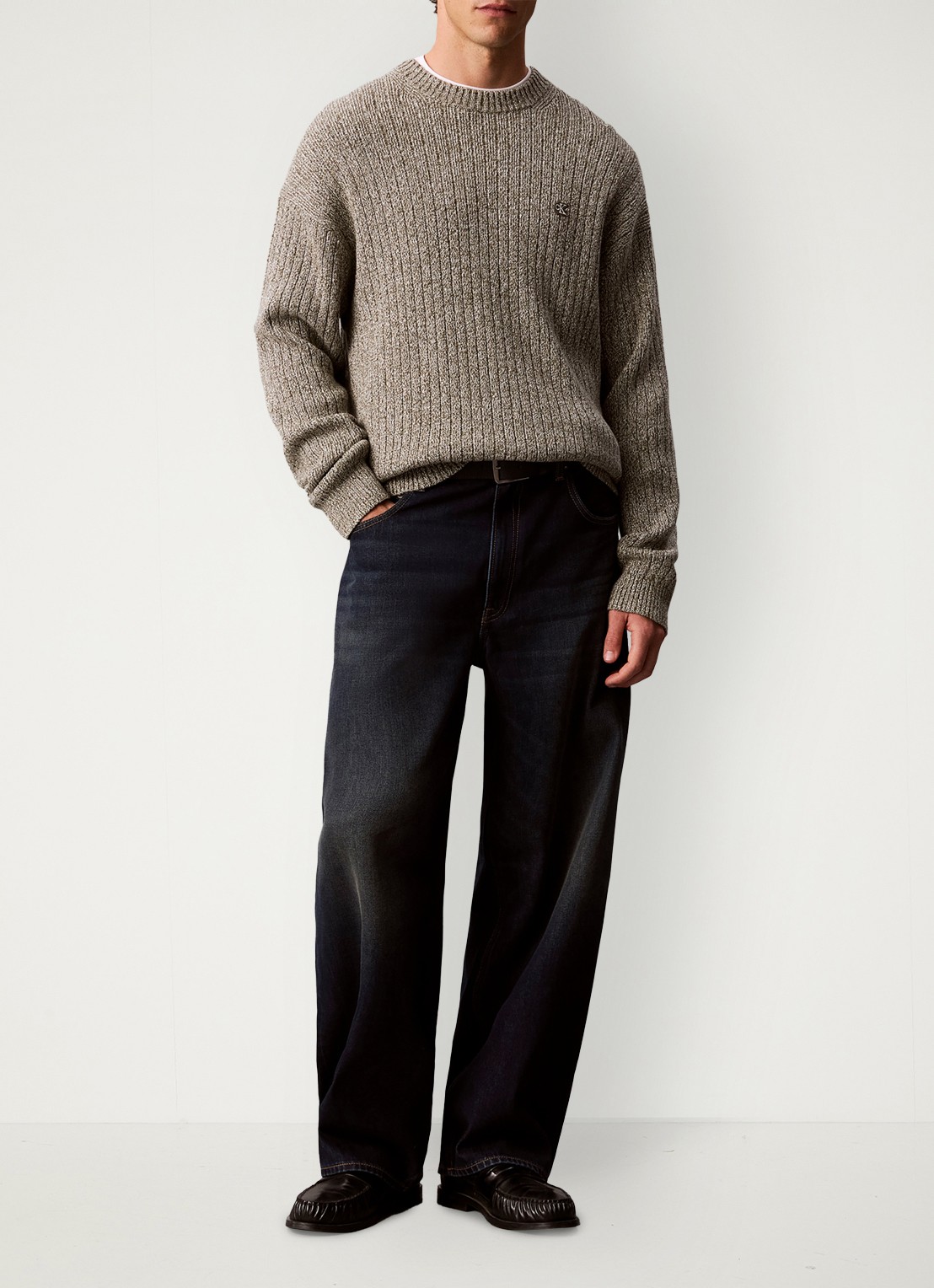 Calvin Klein Ribgebreide trui met logo - voorkant 5 olijfgroen