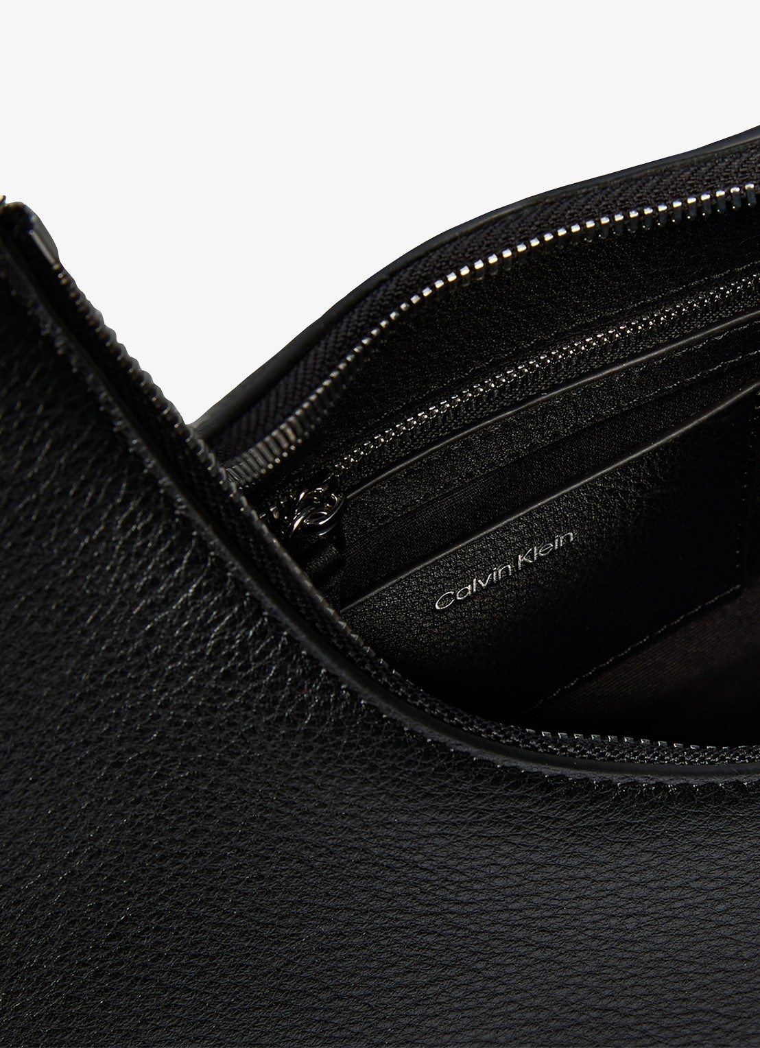 Calvin Klein Schoudertas van leer - detail 3 zwart