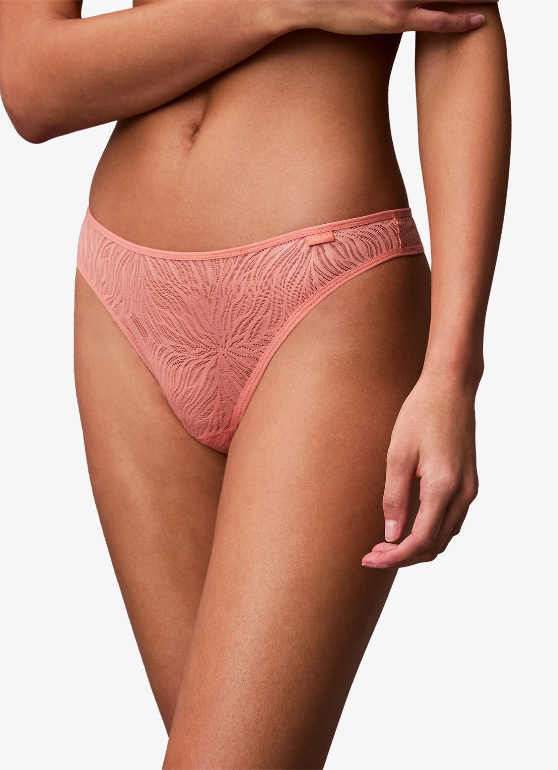 Calvin Klein Sheer Marquisette string van kant - detail 2 tawny orange / oranje