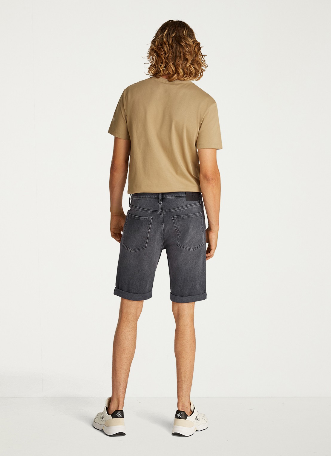 Calvin Klein Slim fit korte broek van denim met gekleurde wassing - achterkant antraciet