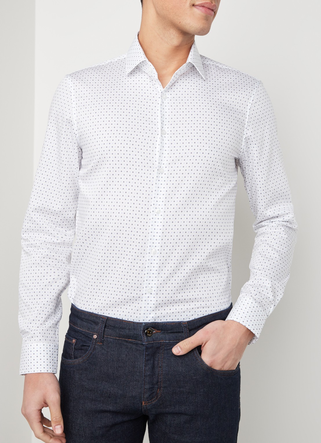 Calvin Klein Slim fit overhemd met stippendessin - detail 4 lichtblauw