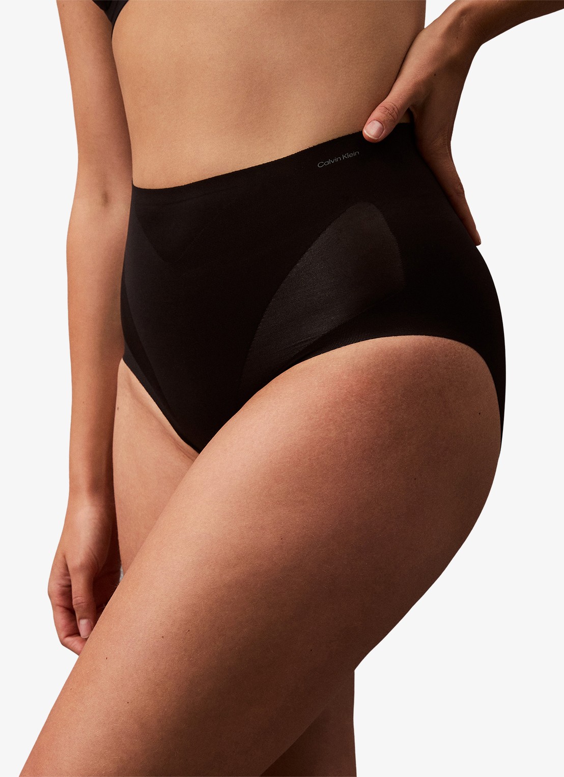 Calvin Klein Stay Put Stretch high wisted corrigerende slip - detail 2 zwart