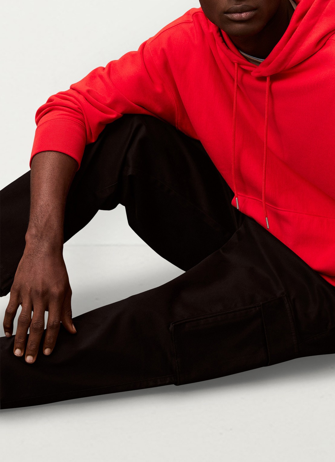 Calvin Klein Straight fit cargobroek met steekzakken - detail 4 zwart