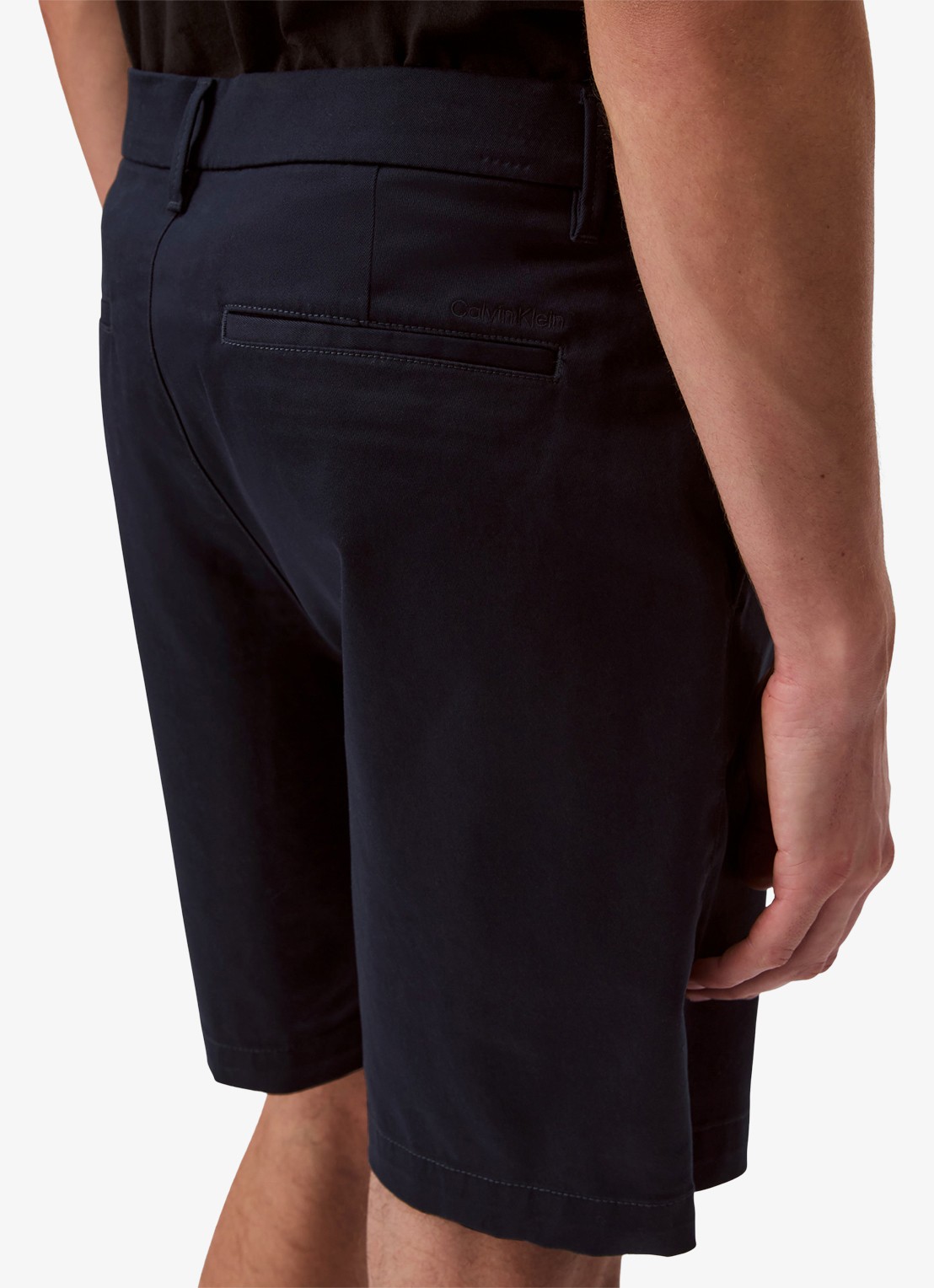 Calvin Klein Straight fit korte broek met steekzakken - detail 5 donkerblauw
