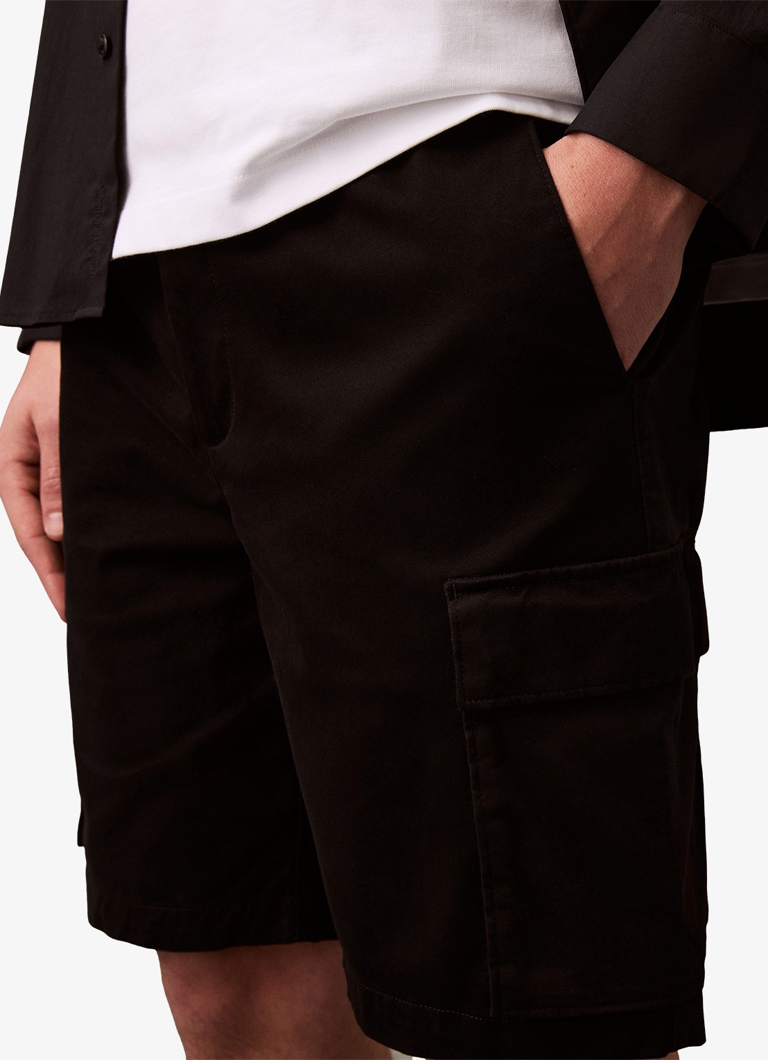 Calvin Klein Straight fit korte cargobroek met opgestikte zakken - detail 4 zwart
