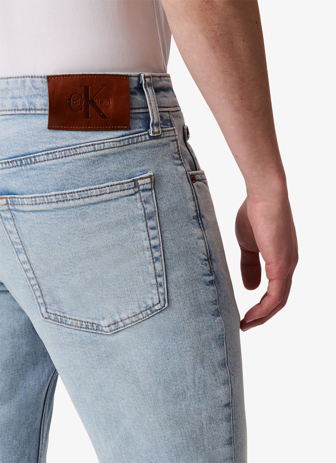 Calvin Klein Straight leg jeans met steekzakken - detail 4 denim
