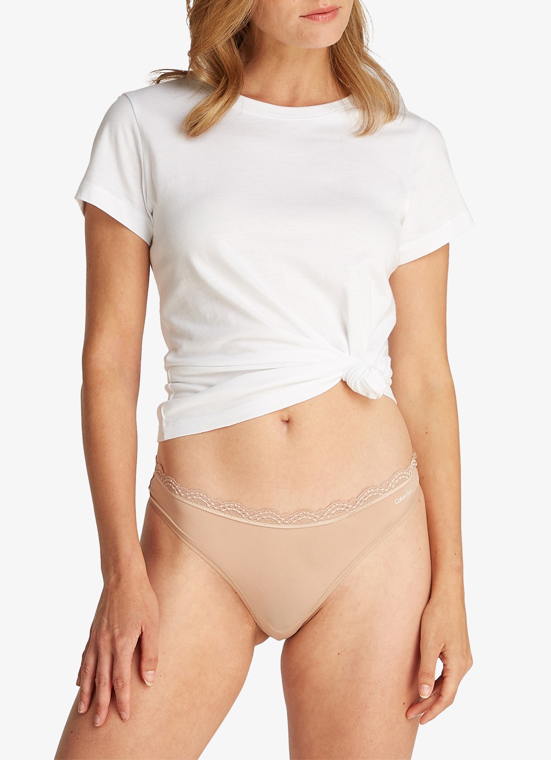 Calvin Klein String met kant - voorkant 3 beige