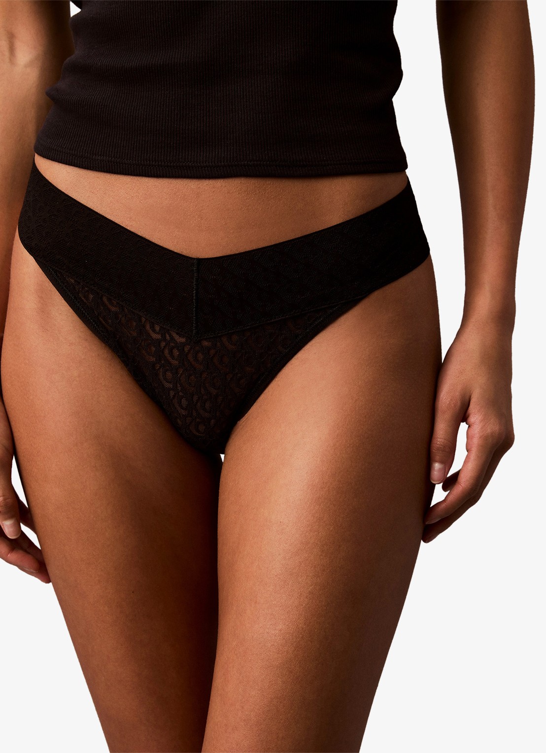Calvin Klein String met kant - detail 4 zwart