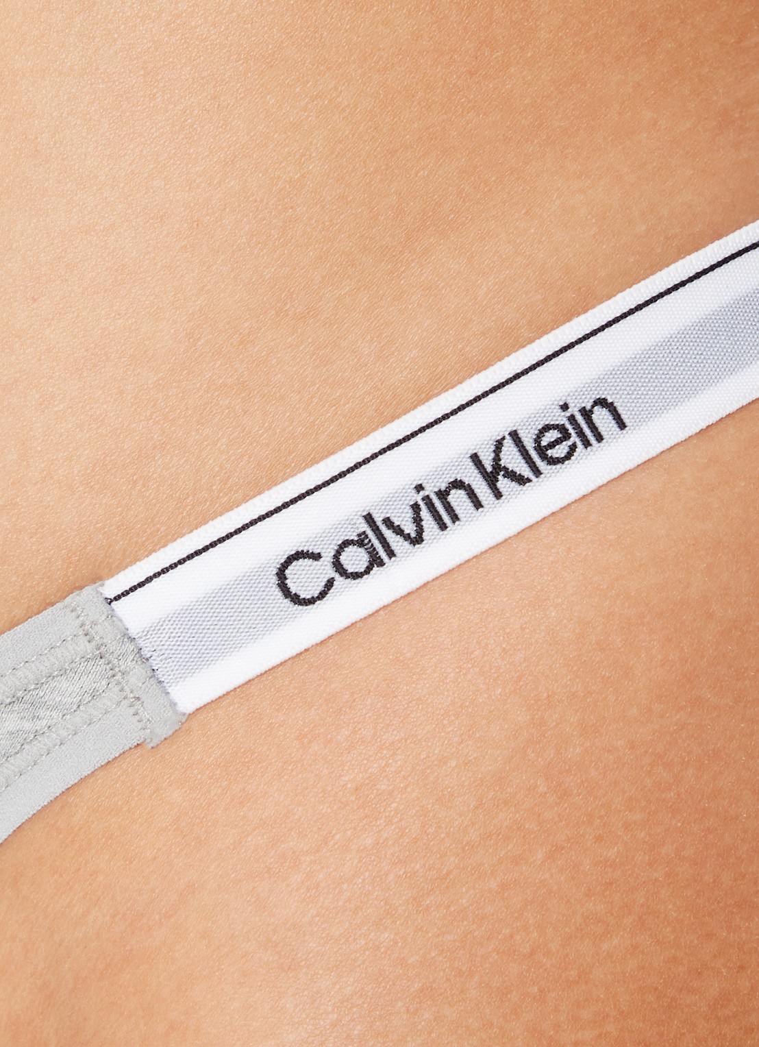 Calvin Klein String met logoband - detail 4 grijsmele