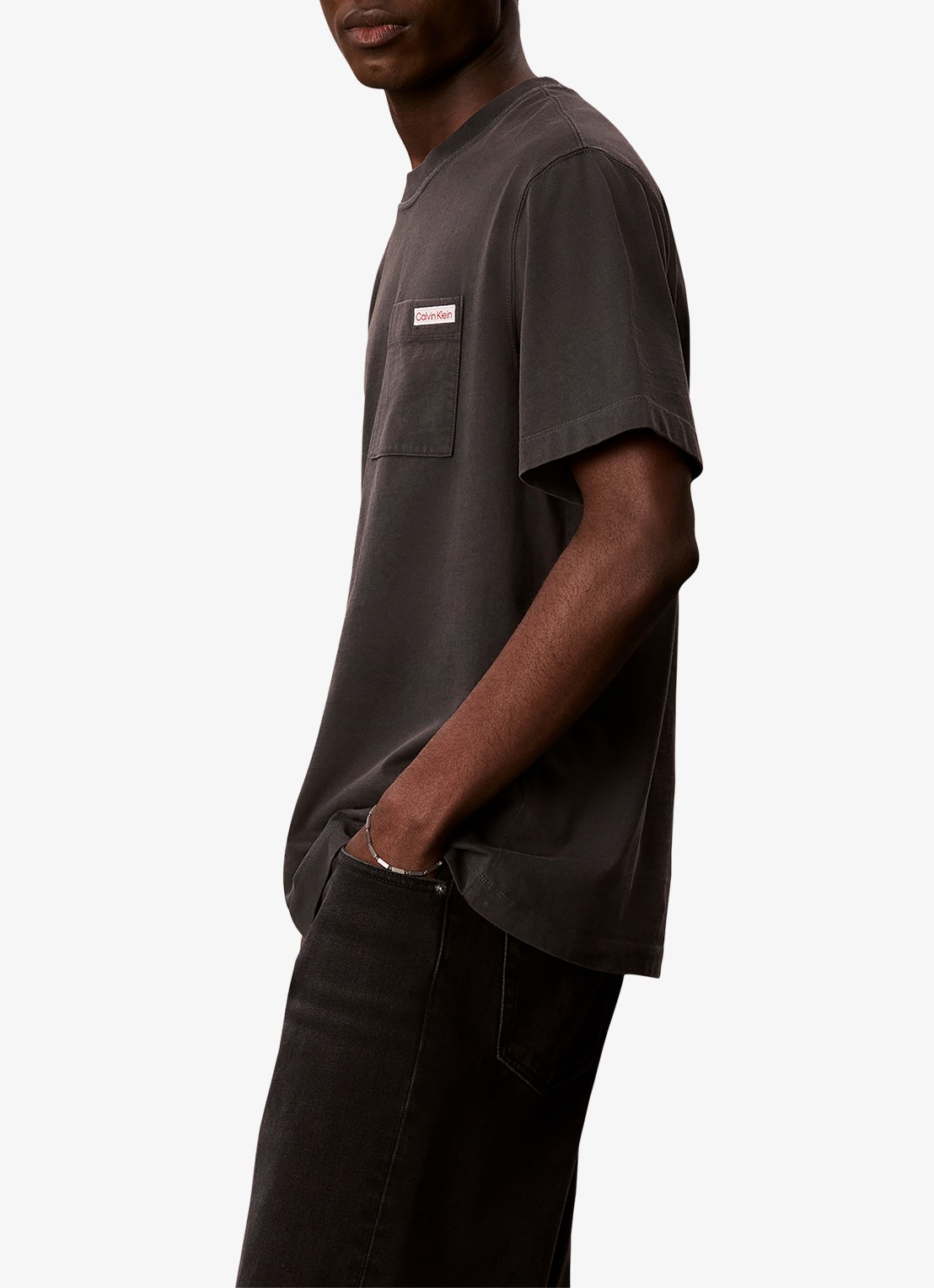Calvin Klein T-shirt met borstzak - detail 2 antraciet