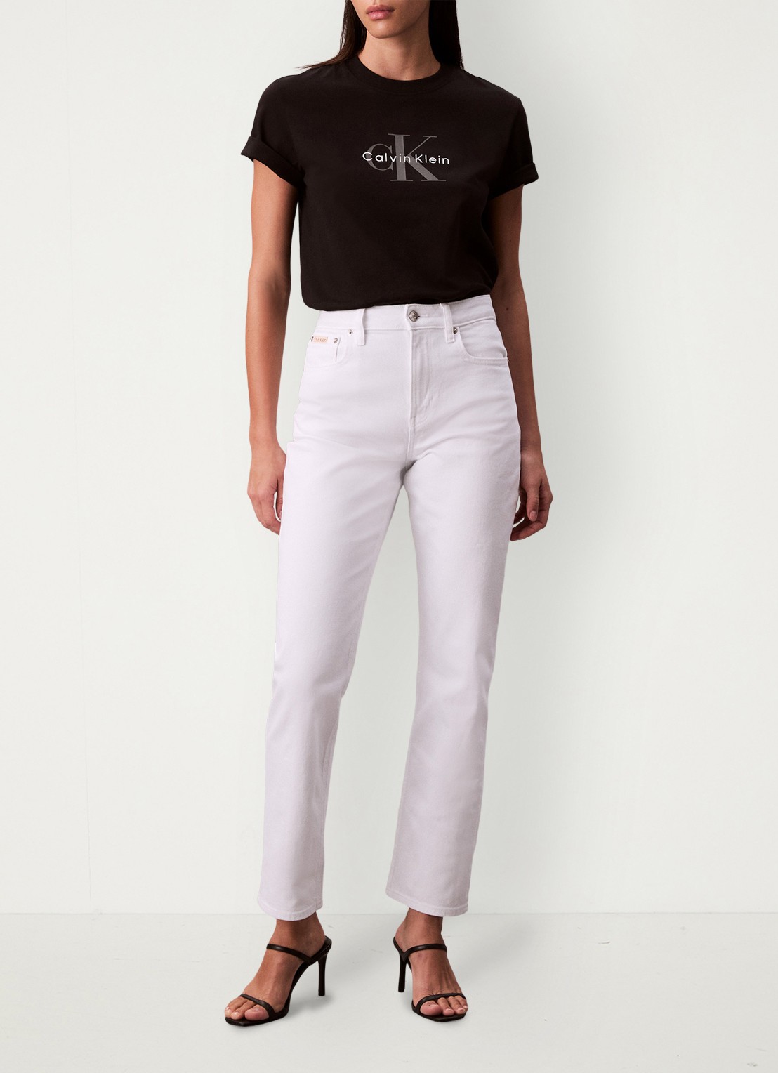 Calvin Klein T-shirt met logoborduring - voorkant 6 zwart