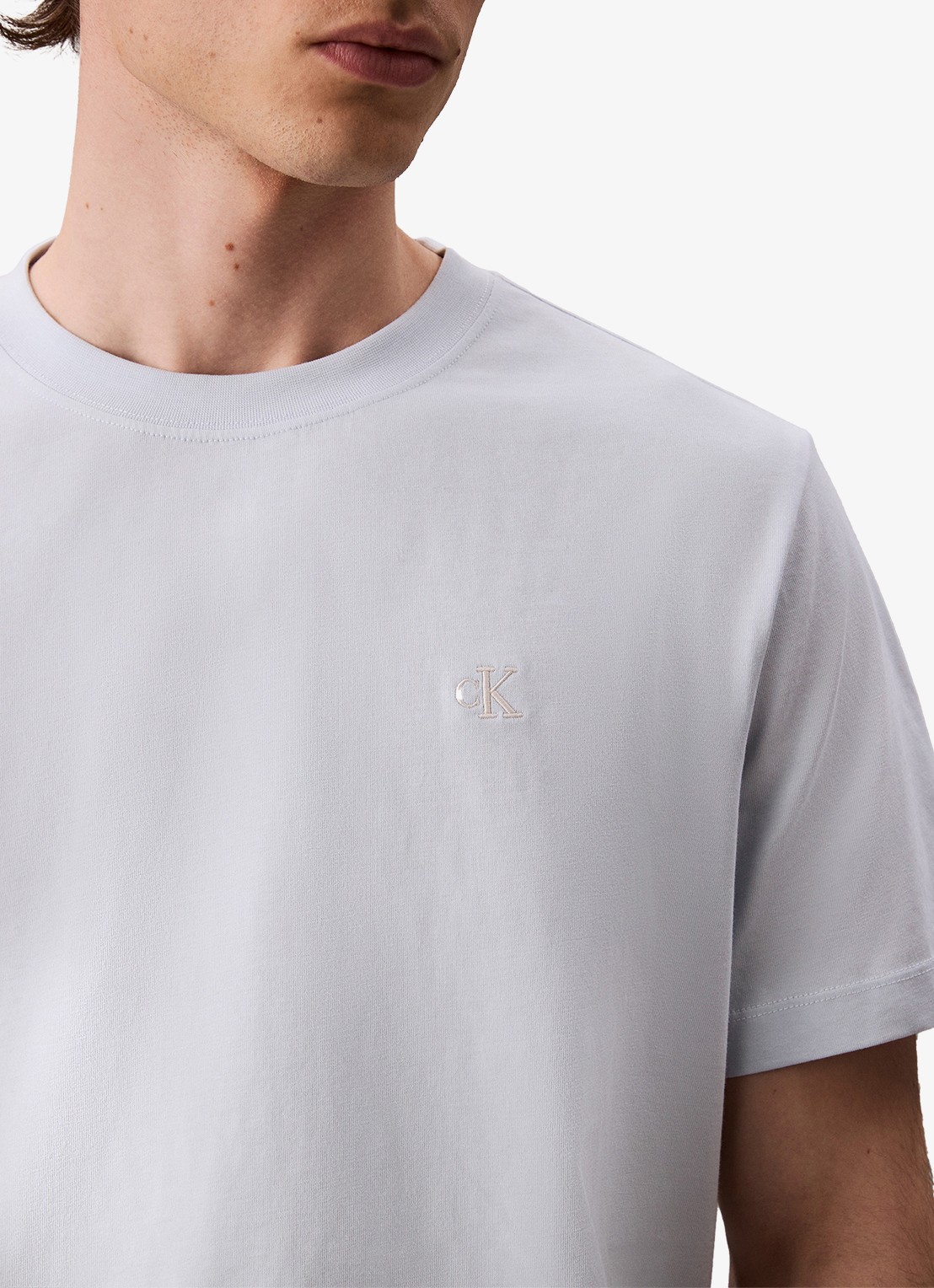 Calvin Klein T-shirt met logoborduring - detail 4 lichtgrijs