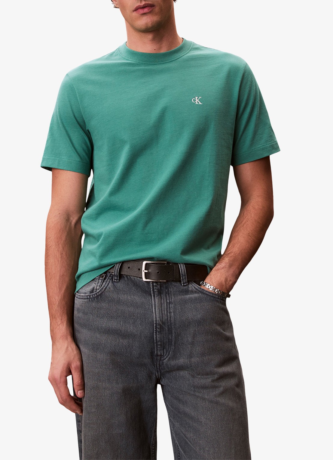 Calvin Klein T-shirt met logoborduring - detail wild green-vfl / groen