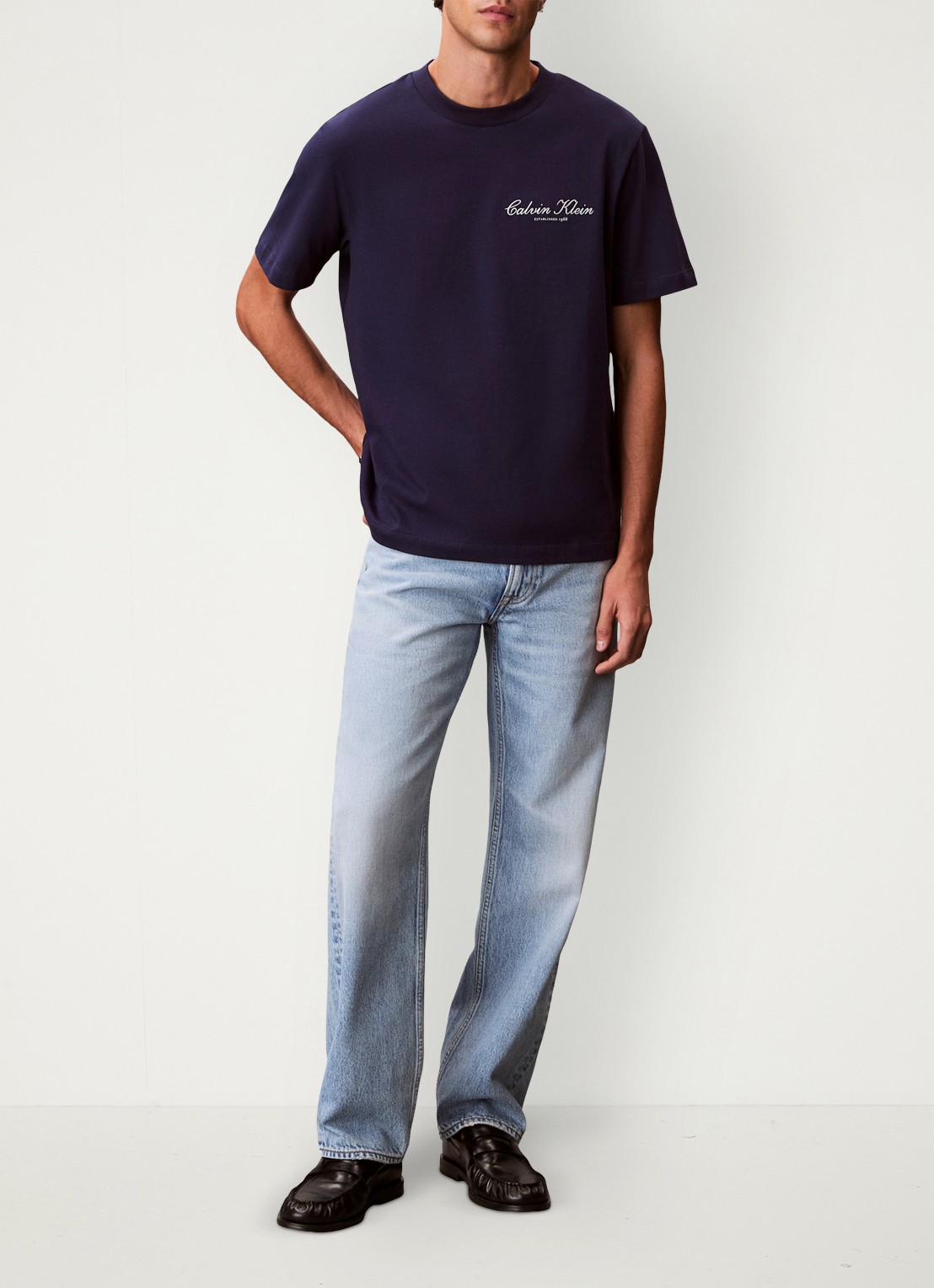 Calvin Klein T-shirt met logoborduring - voorkant 2 donkerblauw