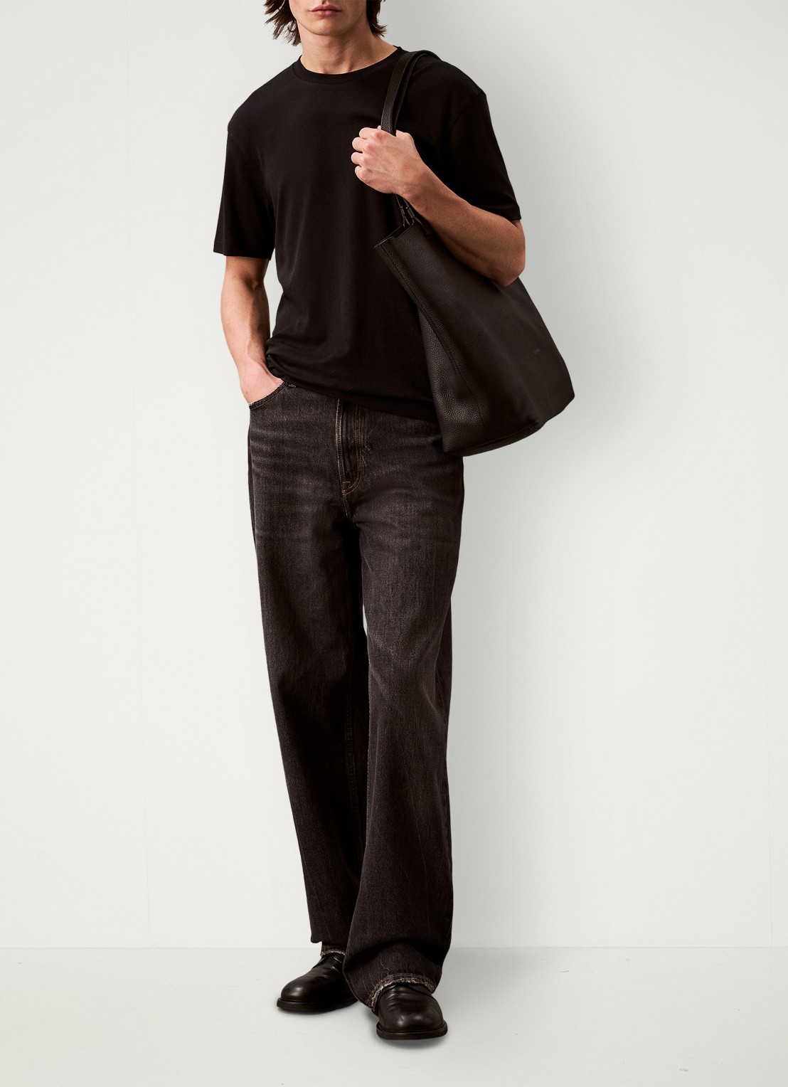 Calvin Klein T-shirt met ronde hals  - voorkant 2 zwart