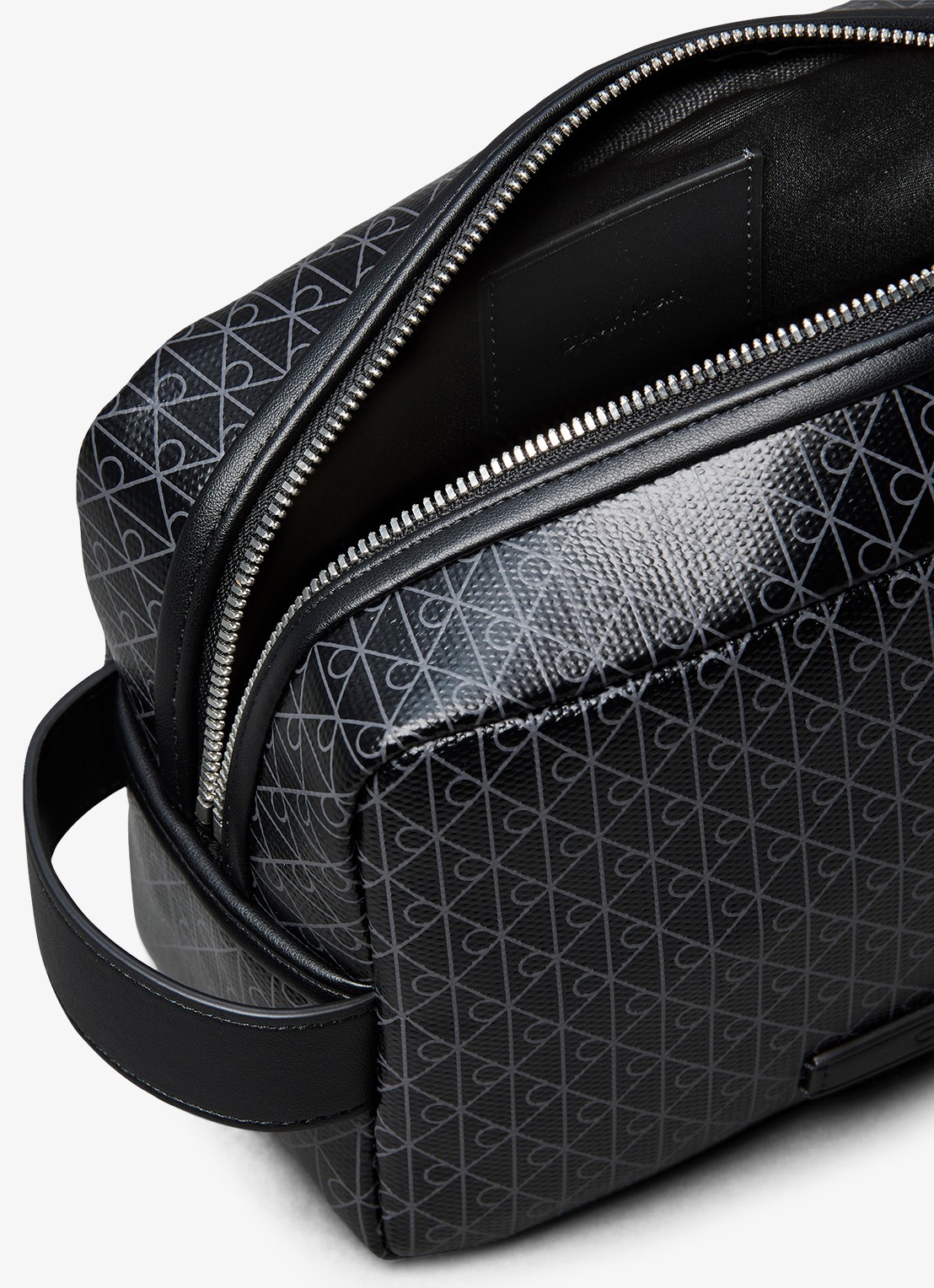 Calvin Klein Toilettas met logoprint  - detail 3 zwart