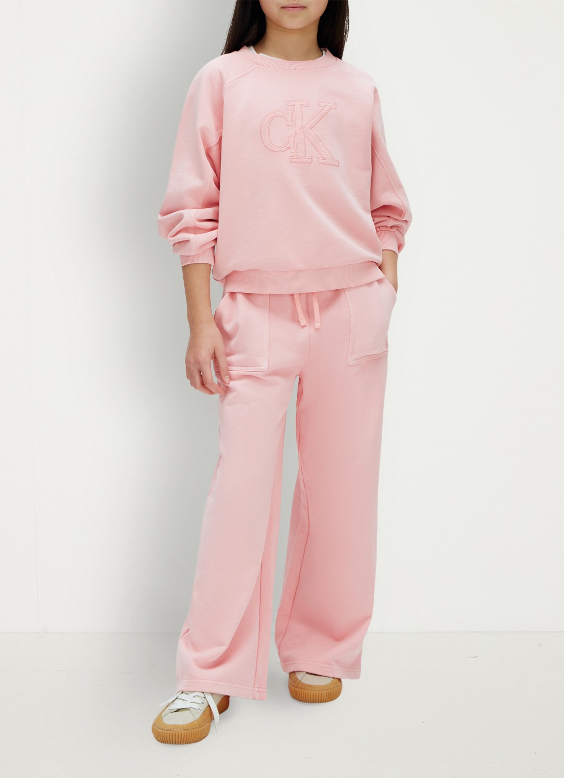 Calvin Klein Wide fit joggingbroek met opstikzakken - voorkant 5 roze