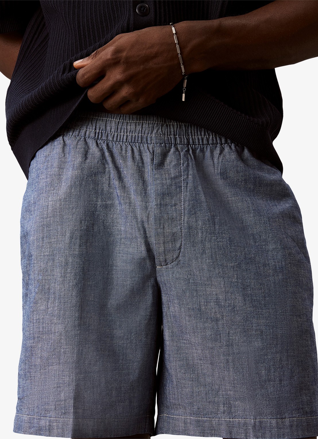 Calvin Klein Wide fit korte broek met logo - detail 4 blue descent-c32 /  lichtblauw