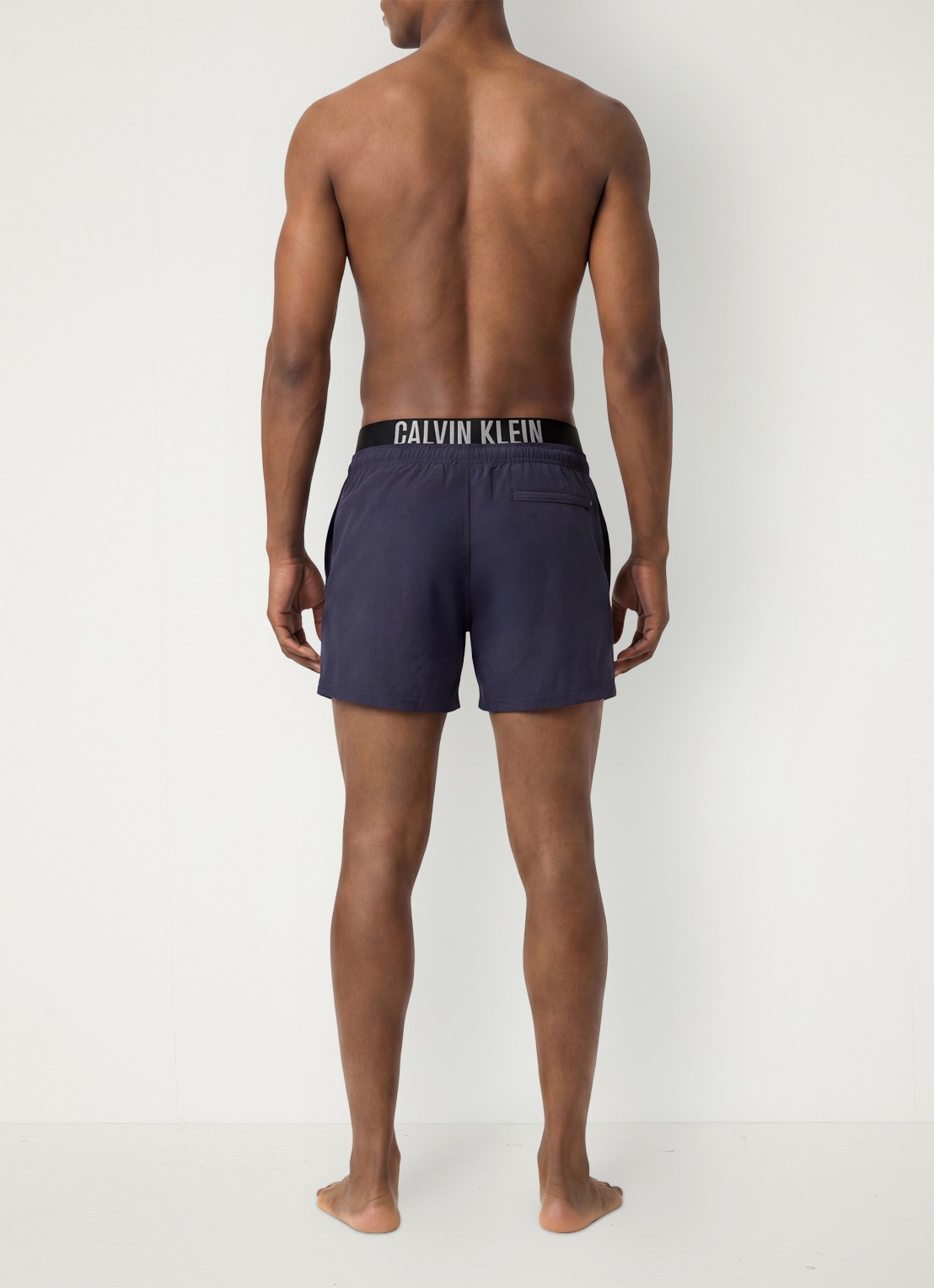 Calvin Klein Zwemshorts met logo en trekkoord - achterkant donkerblauw