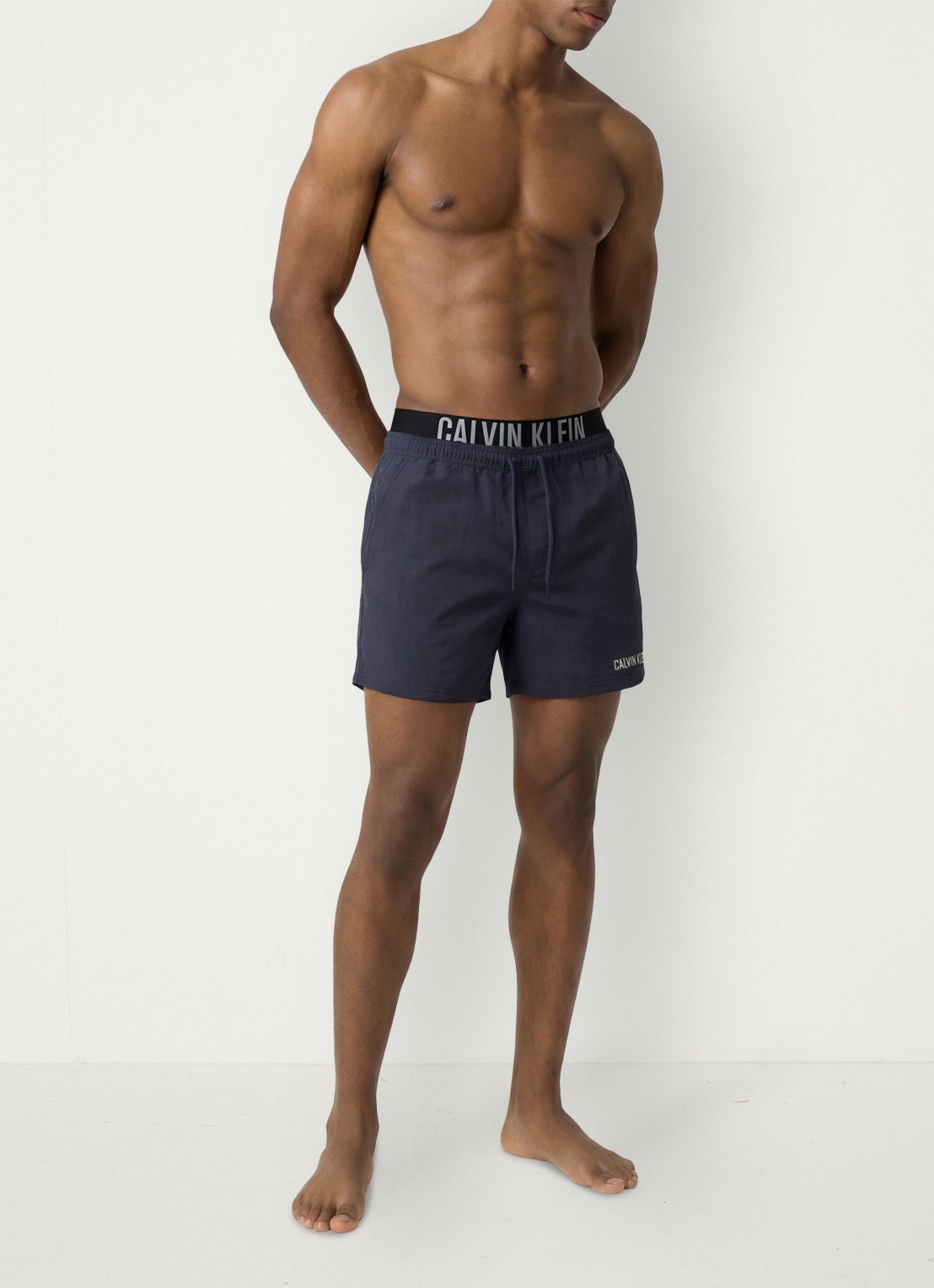 Calvin Klein Zwemshorts met logo en trekkoord - voorkant 4 donkerblauw