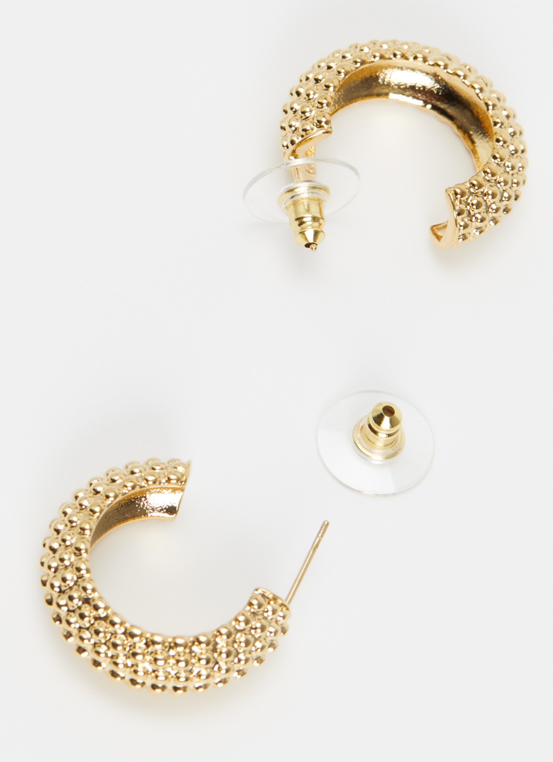 Camps & Camps Medium Dots oorringen verguld - detail 3 goud