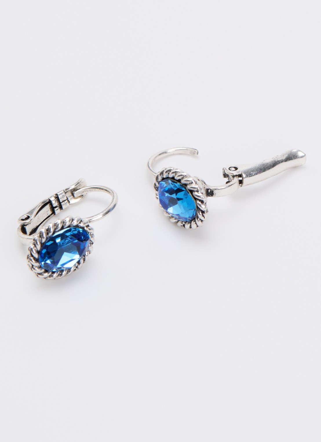 Camps & Camps Oorhangers met Swarovski kristal verzilverd - detail 3 blauw